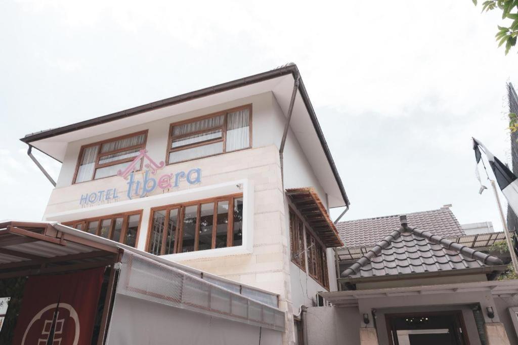 Hotel Tibera Taman Cibeunying Bandung Exterior foto